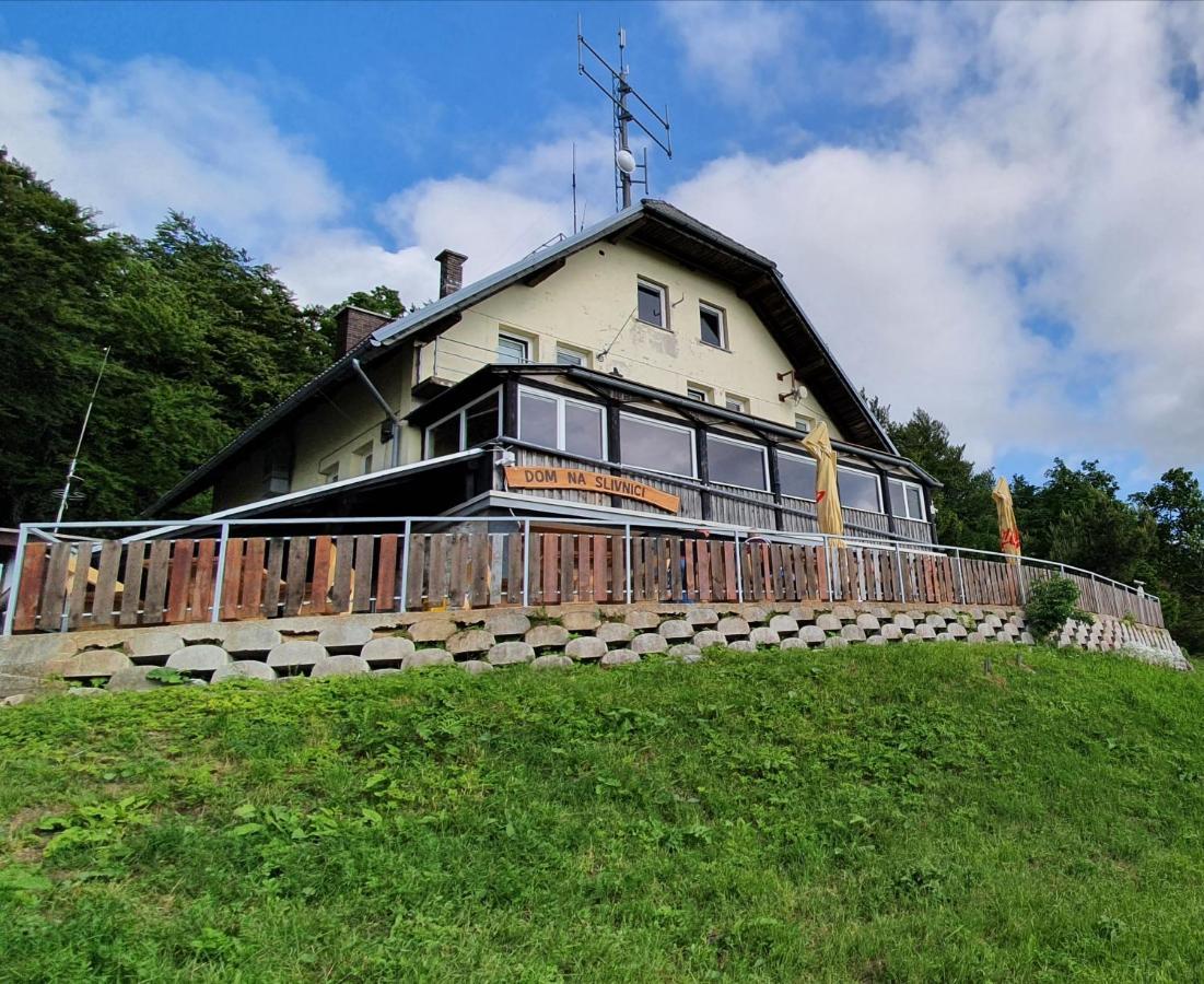 Dom Na Slivnici Bed and Breakfast Cerknica Buitenkant foto
